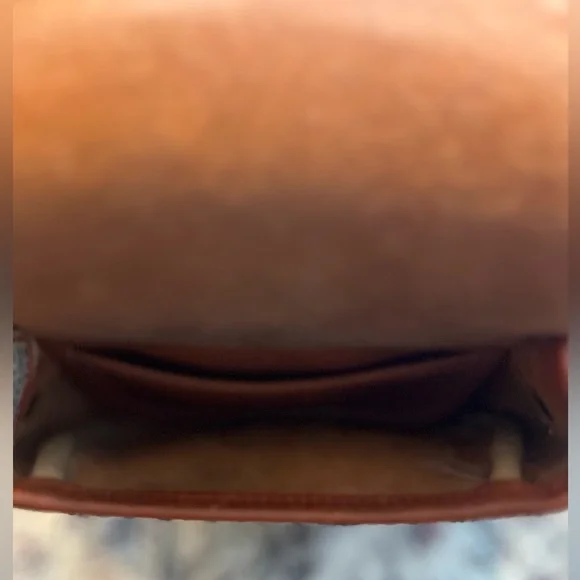 Dooney & Bourke Duck Bag- Vintage - Picture 13 of 15